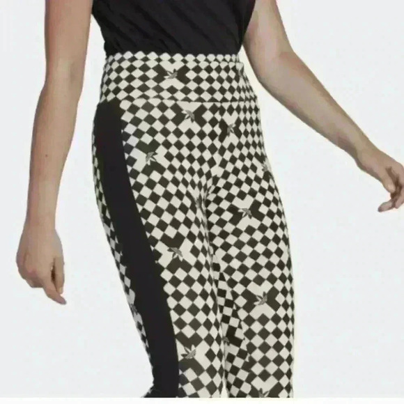 ADIDAS | Women's Off-White/Black Checkered Ski Chic Stirrup Leggings - Picture 3 of 9